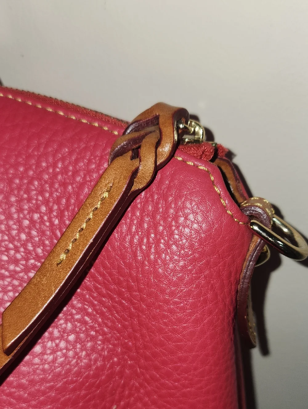 Dooney And Bourke Pebbled Soft Leather Pink Satchel Handbag Tan Duck Logo Purse